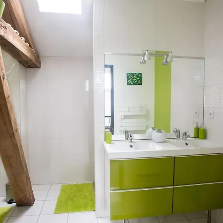 Maison Maupas Bleue * Bellesserre